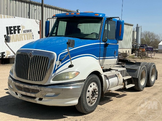2010 INTERNATIONAL LF627 TANDEM AXLE DAY CAB TRUCK TRACTOR VIN: 3HSCUSJR8AN279997