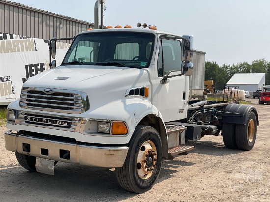 2008 STERLING TRUCK ACTERRA S/A HOOK TYPE ROLL OFF TRUCK VIN: 2FZACGBS08AZ19051