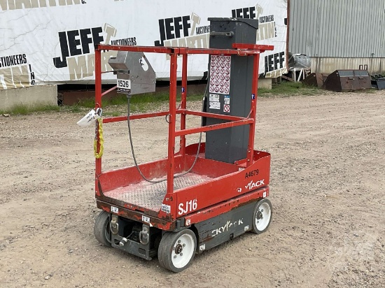 2016 SKYJACK SJ16 SN: 14008312 VERTICAL MAST LIFT