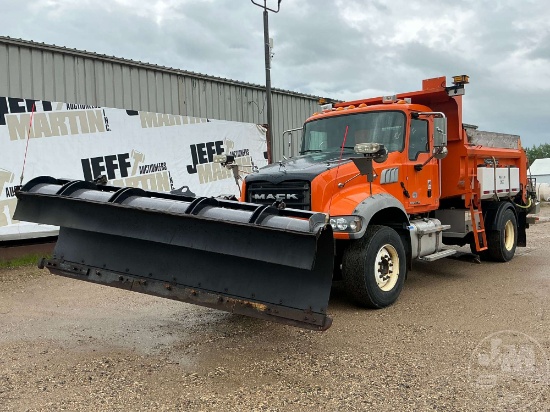 2016 MACK GU (GRANITE) GU432 SINGLE AXLE DUMP TRUCK VIN: 1M2AX34C7GM010268