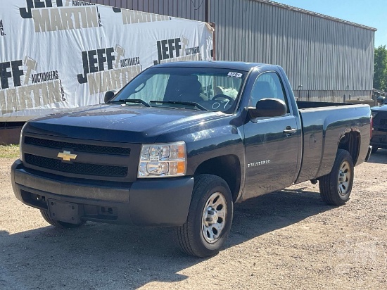 2007 CHEVROLET SILVERADO REGULAR CAB 4X2 PICKUP VIN: 1GCEC14CX7Z587532