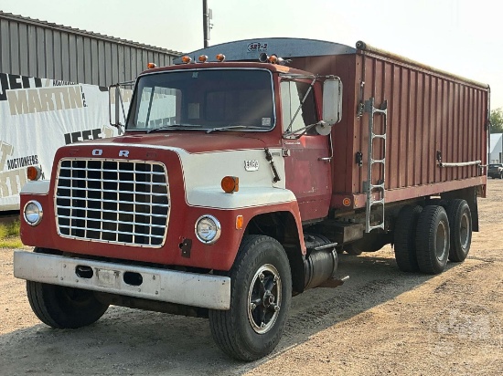 1971 FORD F800 TANDEM AXLE GRAIN TRUCK VIN: N80FVM12495