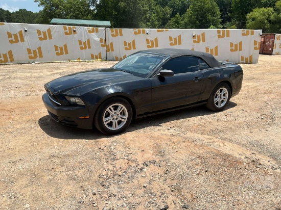 2013 FORD MUSTANG CONVERTIBLE VIN: 1ZVBP8EM4D5234355 RWD