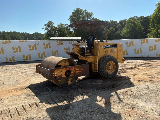 1995 CATERPILLAR CS433C SINGLE DRUM VIBRATORY ROLLER SN: 3TM00146