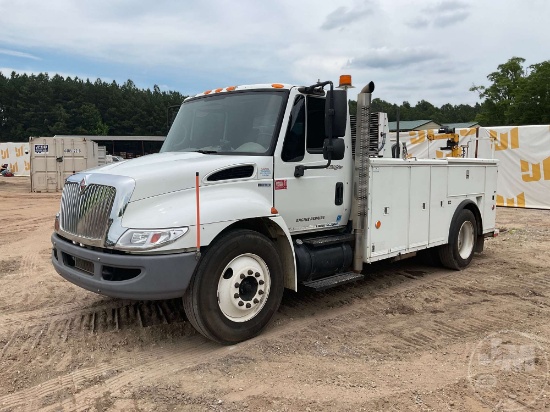 2010 INTERNATIONAL 4300 DURASTAR S/A MECHANICS TRUCK VIN: 1HTMNAAN1AH286238