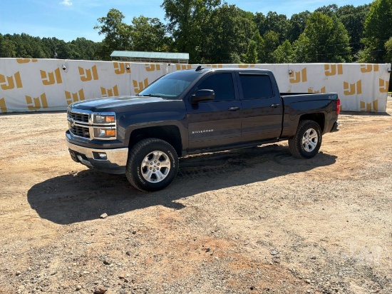 2015 CHEVROLET SILVERADO LT CREW CAB 4X4 PICKUP VIN: 3GCUKREC4FG159644