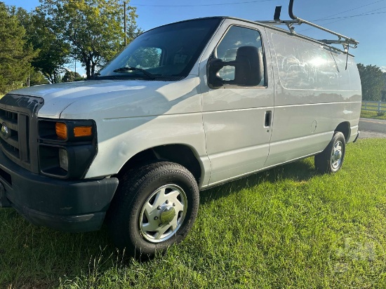 2008 FORD E-250 CARGO VAN VIN: 1FTNE24L28DB50381