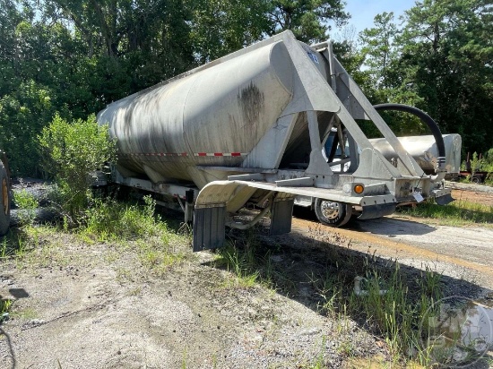 BEALL BARS-05-3R T/A PNEUMATIC/BULK TRAILER VIN: 1BN2B402188009973