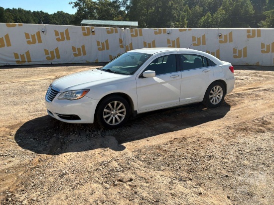 2014 CHRYSLER 200 VIN: 1C3CCBBG9EN145000 FWD