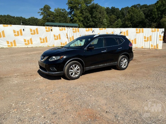 2015 NISSAN ROGUE SV VIN: 5N1AT2MV1FC828834 AWD