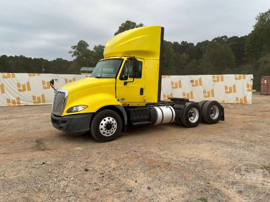 2017 INTERNATIONAL LF677 TANDEM AXLE DAY CAB TRUCK TRACTOR VIN: 3HCDHSNR1HL502692