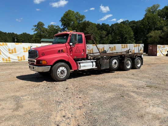 2003 STERLING TRUCK L9500 SERIES TRI ROLL OFF TRUCK VIN: 2FZHAZASX3AK72412