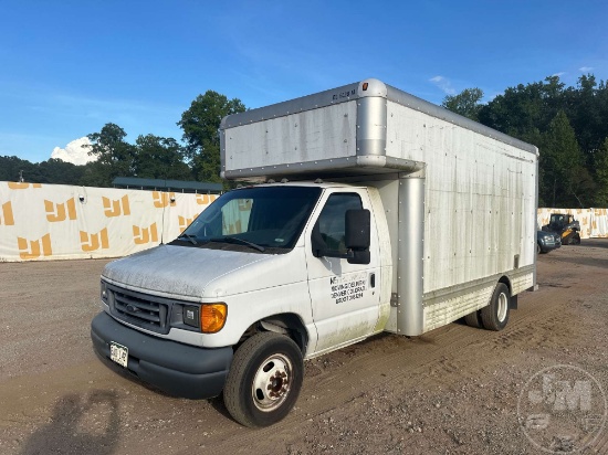 2007 Ford E-450 Single Axle Van Truck Vin: 1fdxe45s97da80558