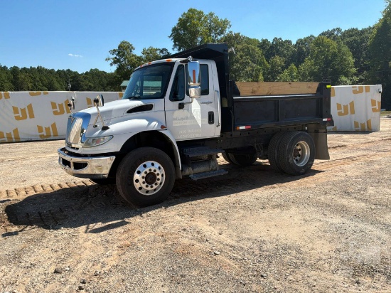 2013 INTERNATIONAL MA035 SINGLE AXLE DUMP TRUCK VIN: 1HSMKAAN9DH160937