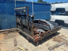 FLATBED BODY WITH BUMPERS