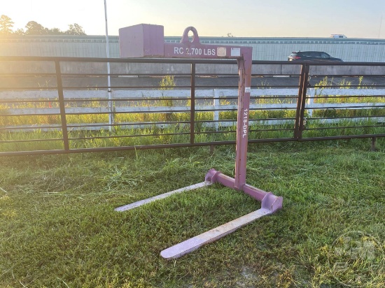 Dynamic Lifting 2700 Lb Pallet Lifter