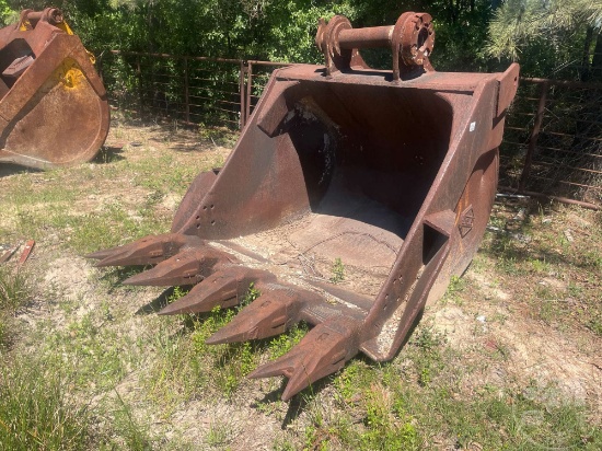 Hensley 80 In. Bucket To Fit Pc-1000 Sn: 7558