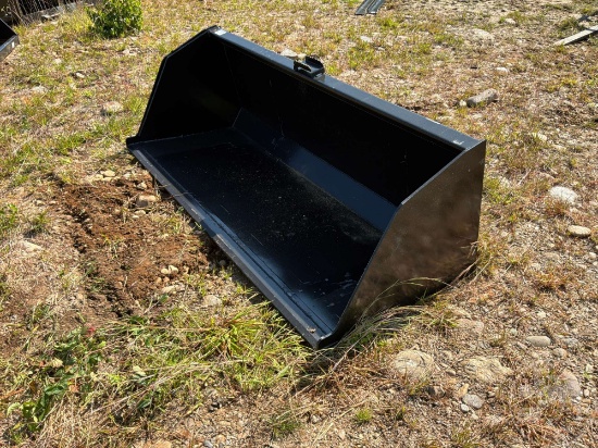 UNUSED KC 84 INCH SNOW/LITTER BUCKET