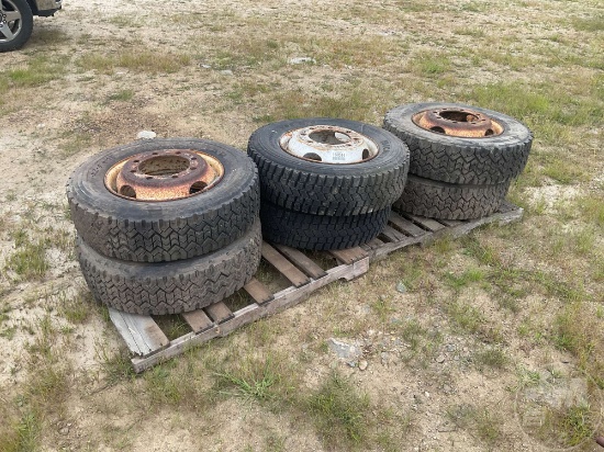 (6) 8 LUG 8-275 BOLT PATTERN TIRES, FITS FORD, GM