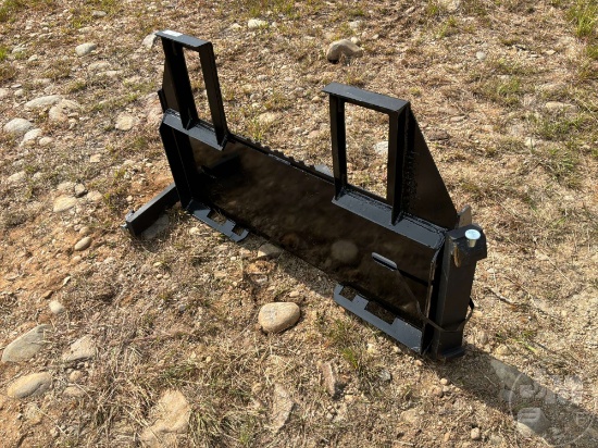 UNUSED KC 42 INCH FORKS W/ WALK THROUGH MAST