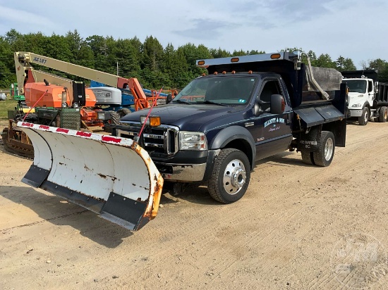 2007 FORD F-550XL SD 4X4 SINGLE AXLE DUMP TRUCK VIN: 1FDAF57P87EA65058