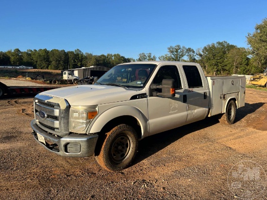 2011 Ford F-350 S/A Utility Truck Vin: 1ft8w3a60bec93006