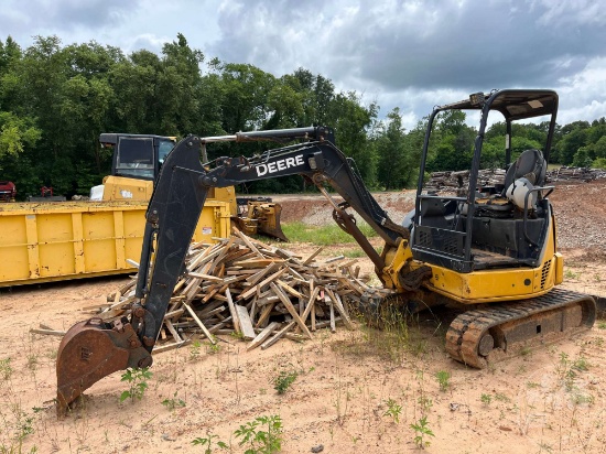2015 DEERE 27D MINI EXCAVATOR SN: 1FF027DXCEG260190