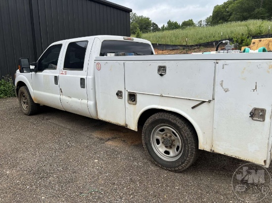 2011 Ford F-350 Utility Truck Vin: 1ft8w3a60bec93006