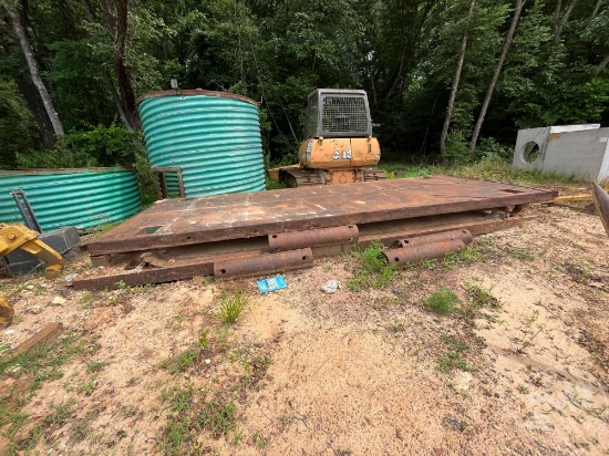 MANHOLE SHIELD & TRENCH BOXES