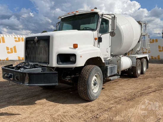 2005 International 5600i Tandem Axle Rear Discharge Mixer Truck Vin: 1htxhaht55j052479