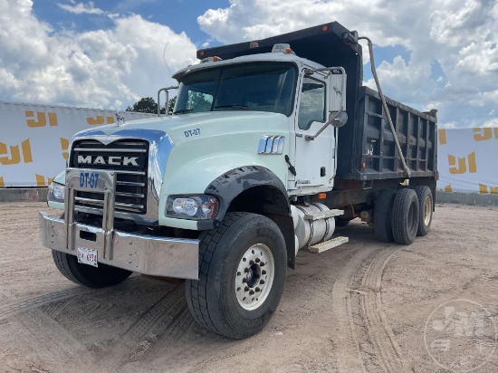 2007 MACK CTP (GRANITE) TANDEM AXLE DUMP TRUCK VIN: 1M2AT04C47M005278