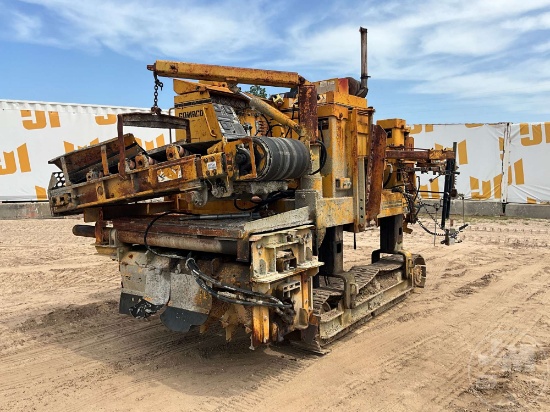 GOMACO GT-6200 SLIP FORM PAVER SN: 903300-106