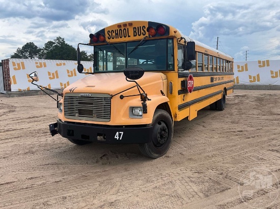 2001 FREIGHTLINER FS 65 CHASSIS VIN: 4UZAAWBW21CH66266 2WD BUS
