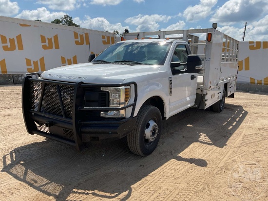 2018 FORD F-350 XL SD S/A UTILITY TRUCK VIN: 1FDRF3G63JEC66288