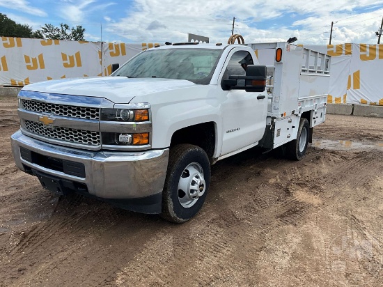 2019 CHEVROLET SILVERADO 3500 HD S/A UTILITY TRUCK VIN: 1GB3CVCG3KF196367