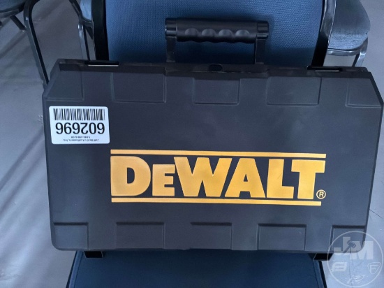 UNUSED DEWALT 28 PC SET WITH DEWALT BOX