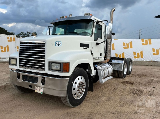 2016 MACK CHU (PINNACLE) TANDEM AXLE DAY CAB TRUCK TRACTOR VIN: 1M1AN07Y0GM022133