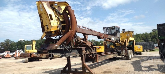 2004 JOHN DEERE 335 KNUCKLE BOOM LOG LOADER SN: WCO335X011137