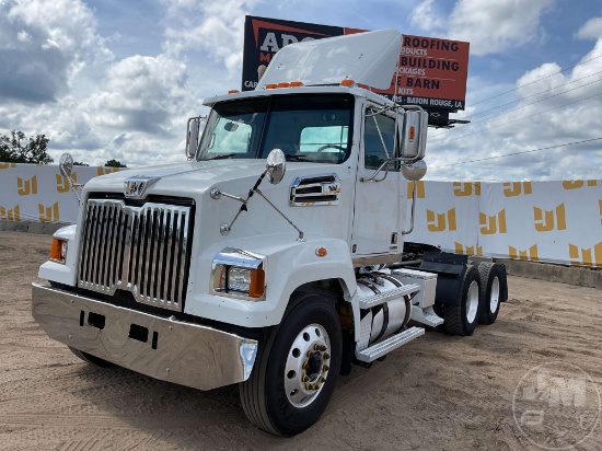 2017 WESTERN STAR 4700 TANDEM AXLE DAY CAB TRUCK TRACTOR VIN: 5KJJAVDV5HPJF6721