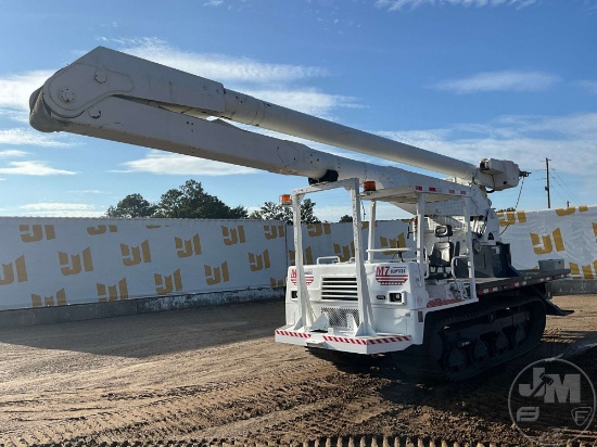 Altec 2009 Ihi C45-2 Material Handling Bucket Truck Vin: Ce000937