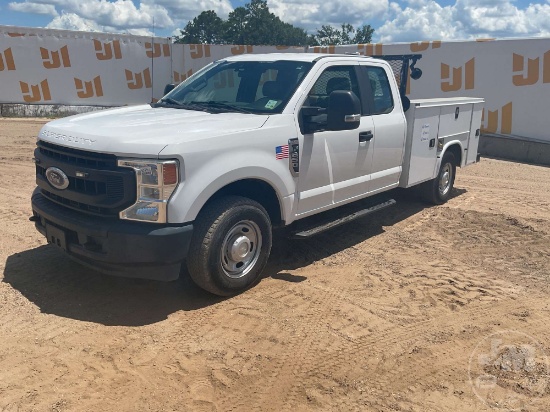 2020 FORD F-250XL SD EXT CAB S/A UTILITY TRUCK VIN: 1FD7X2A65LED18014