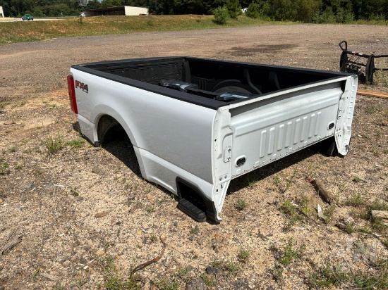 2025-2026 FORD TAKE OFF BED W/ BUMPER & TAILGATE
