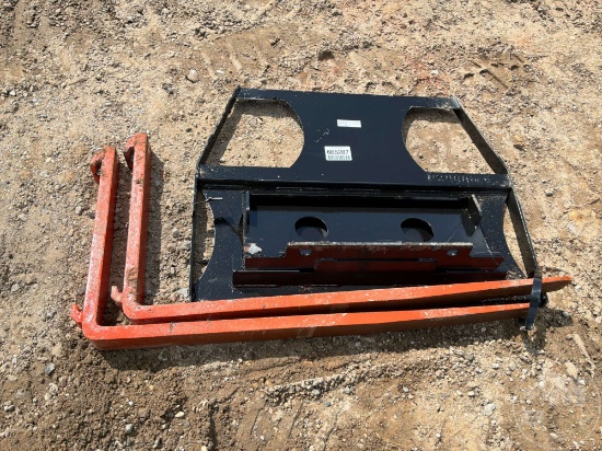 Unused Forks W/ Mast