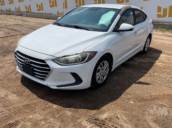 2017 HYUNDAI ELANTRA VIN: 5NPD74LFXHH064985 FWD