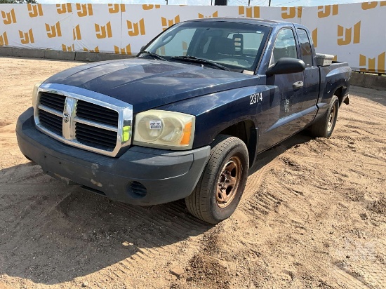 2005 DODGE DAKOTA EXTENDED CAB 4X2 PICKUP VIN: 1D7HE22K15S290412