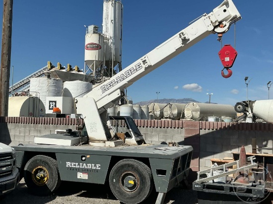 2007 BRODERSON IC-80-3G 9 TON CARRY DECK CRANE SN: 583100
