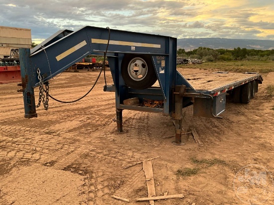 2001 KODIAK 28 FT T/A GOOSENECK TRAILER VIN: 1K9FB29211M108179