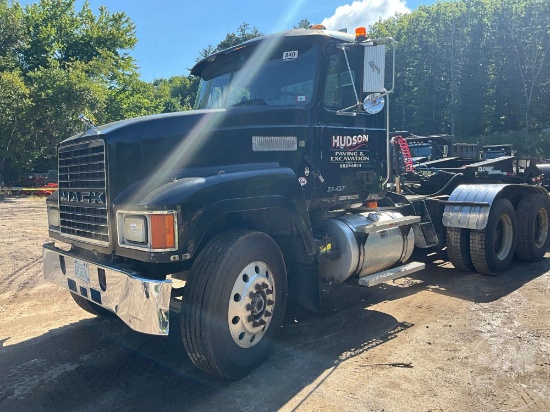 1996 MACK CH TANDEM AXLE DAY CAB TRUCK TRACTOR VIN: 1M1AA18Y3TW059479