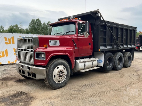 1996 FORD LTL9000 TRI-AXLE DUMP TRUCK VIN: 1FDZA90X3TVA27315