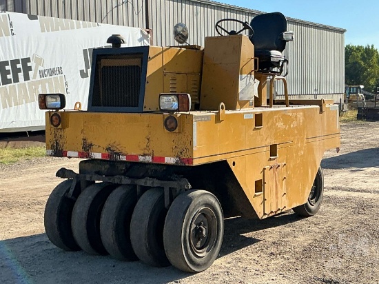 1987 Galion P3000 9 Wheel Pneumatic Roller Sn: Bz6379